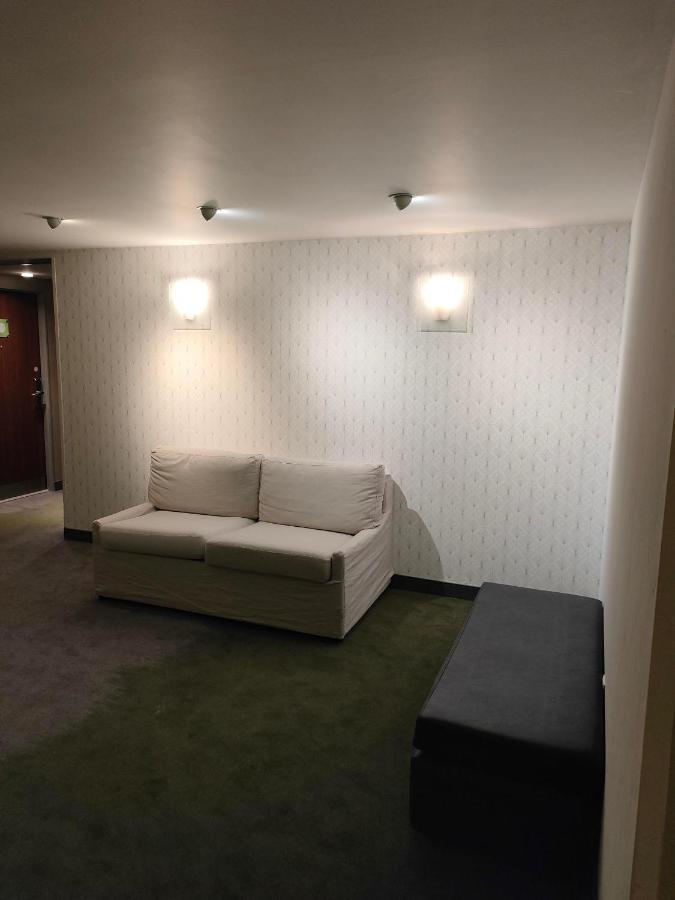 Ibis Styles Bethune Bruay La Buissiere Exterior foto