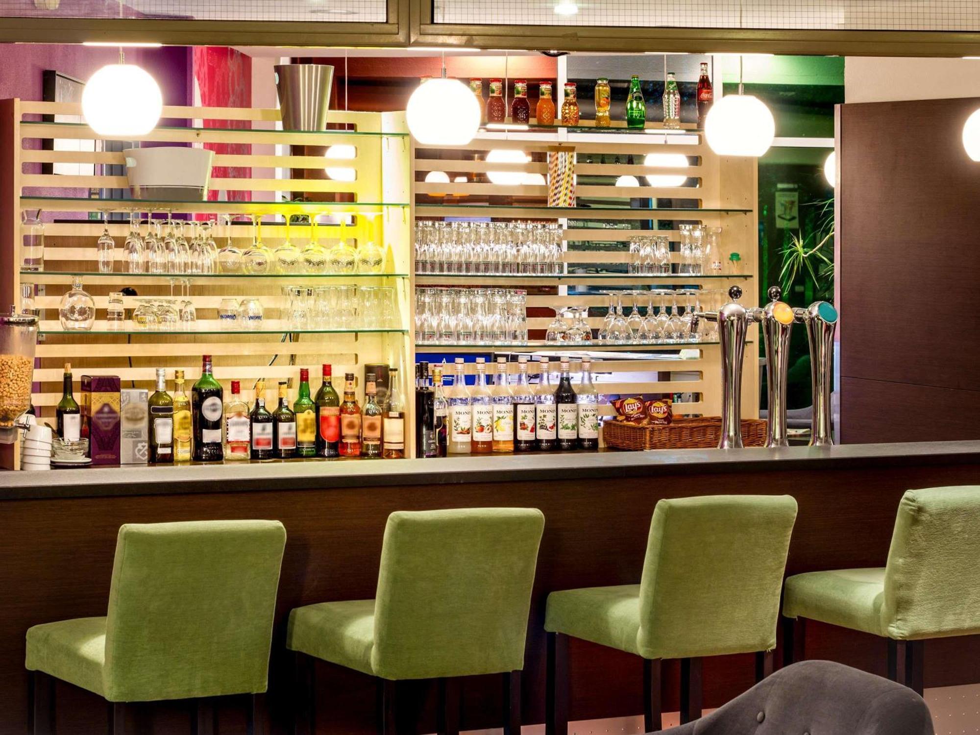 Ibis Styles Bethune Bruay La Buissiere Exterior foto