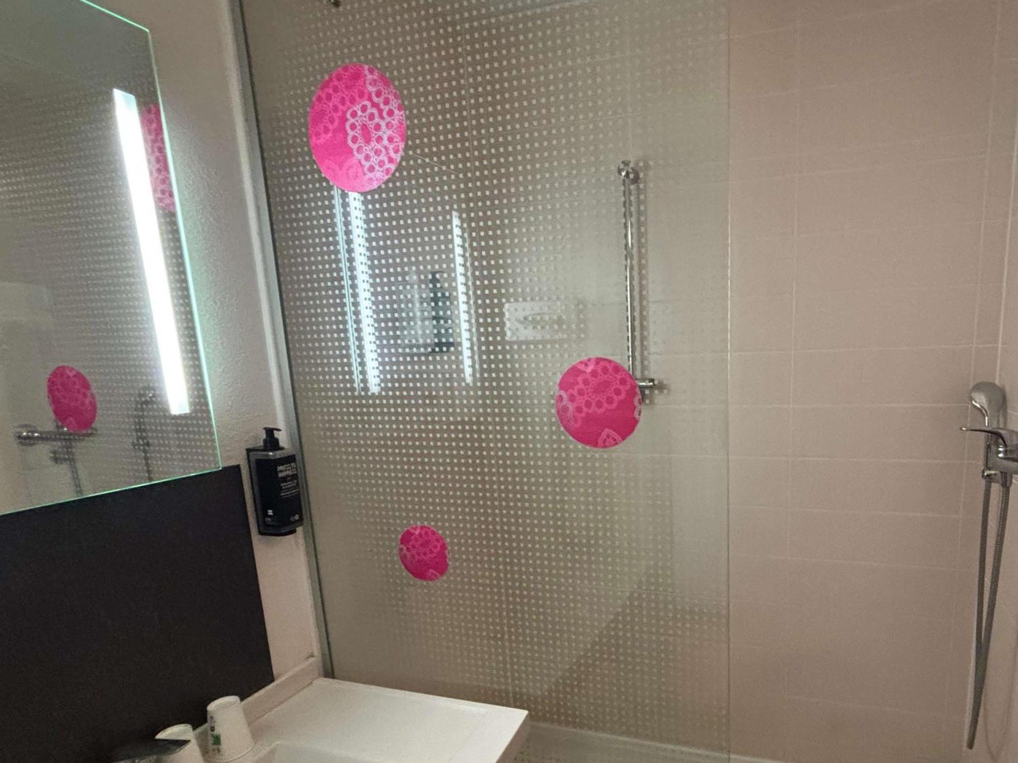 Ibis Styles Bethune Bruay La Buissiere Exterior foto